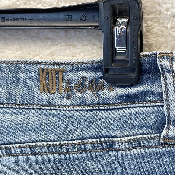 18W - KUT FROM THE KLOTH - KATY Boyfriend Short Distressed Denim Jean Short NEW - Picture 9 of 12
